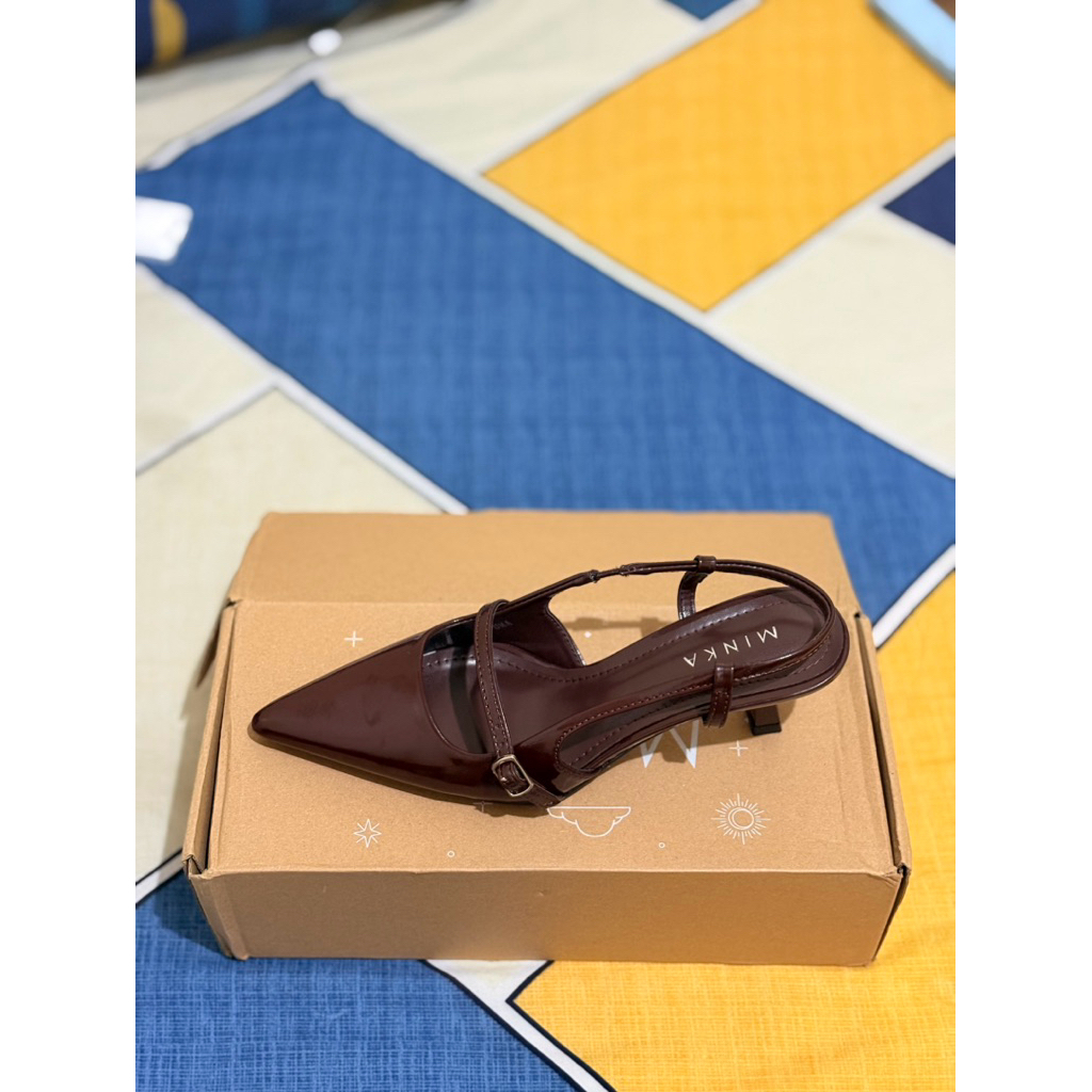 preloved heels masih baru
