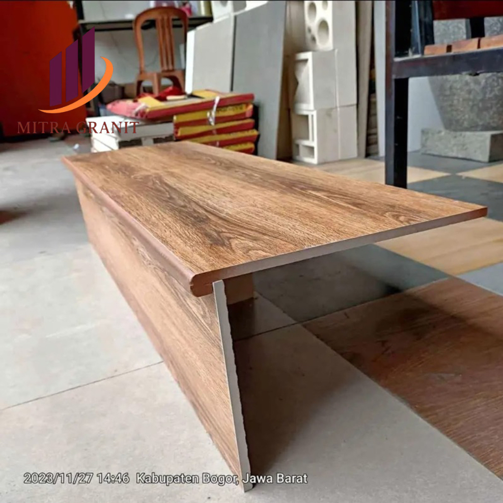GRANIT LANTAI MOTIF KAYU  30x100 20x100 NUCA DRAK BROWN