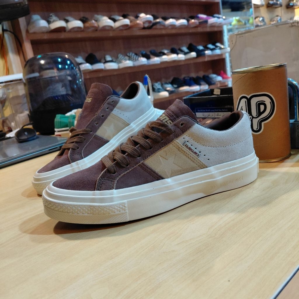 Converse Cons x Carhartt Wip One Star Academy Pro Dark Earth Starfish Egret