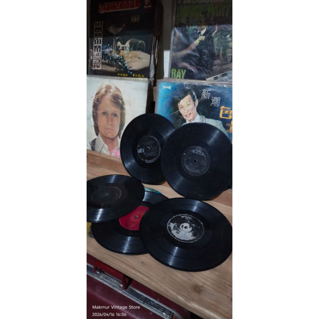 Vinyl Piringan Hitam - Piringan Hitam - Vinyl  Untuk Pajangan / Hiasan Dinding
