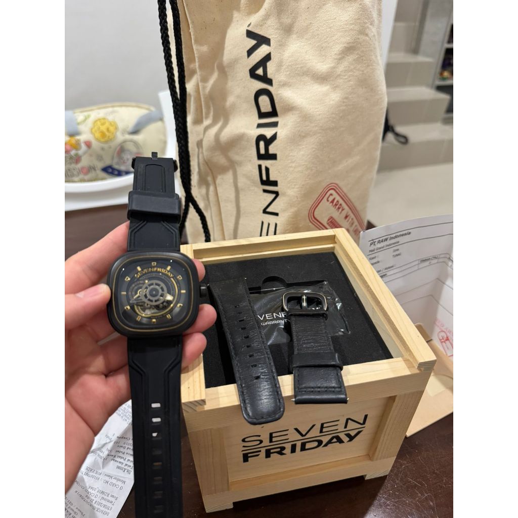 Jam tangan Seven Friday P2B/02 Second di jamin 100% Original