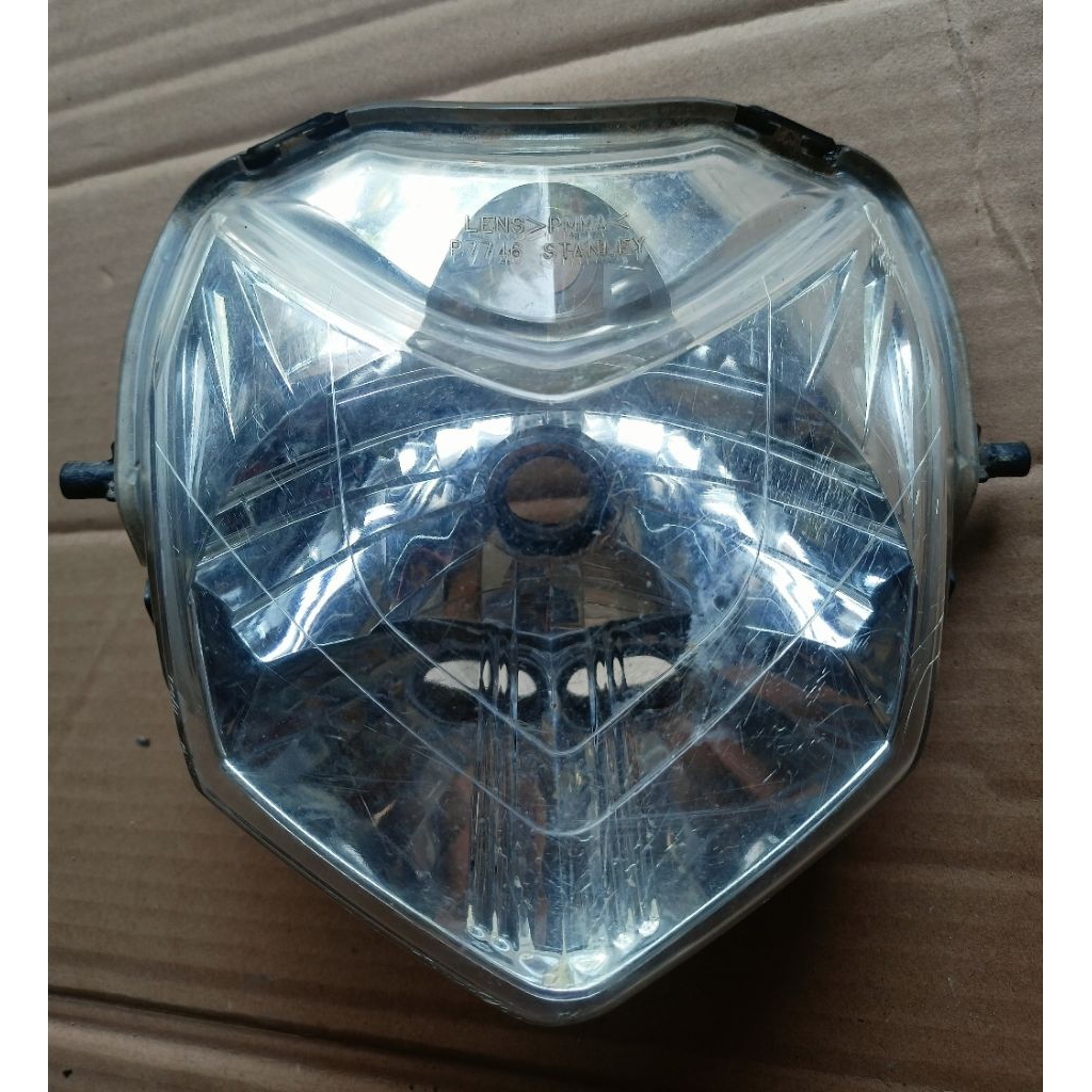 Reflektor revo lama LAMPU HONDA REVO LAMA/KANCIL