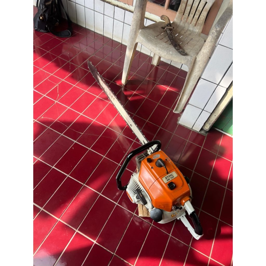 Gergaji Mesin Stihl MS 720