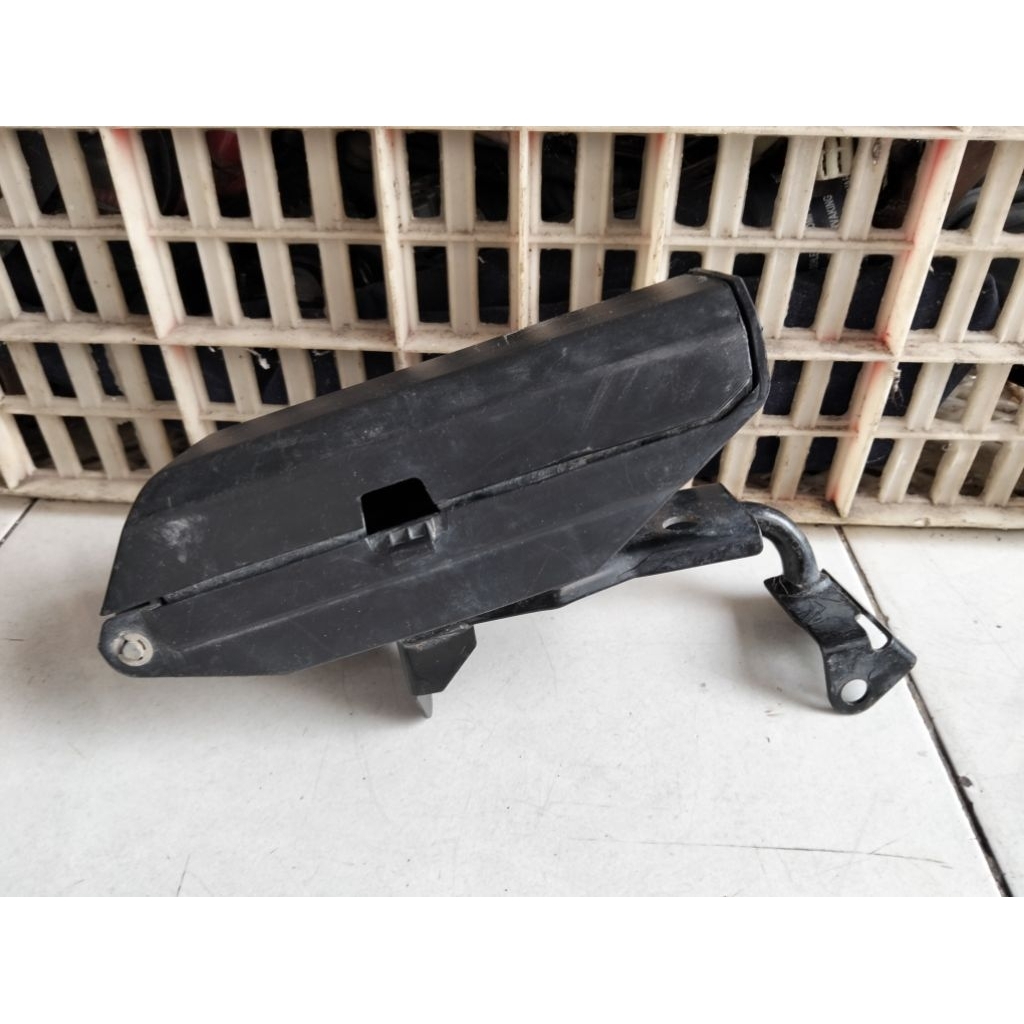 toolbox toolcase box kunci Kawasaki klx150 original