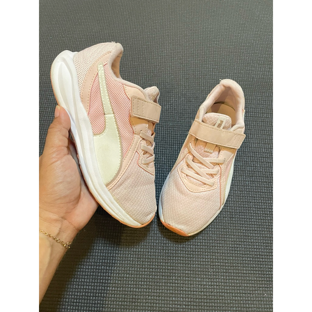 Sepatu Puma Twitch Runner size 33 insole 20cm