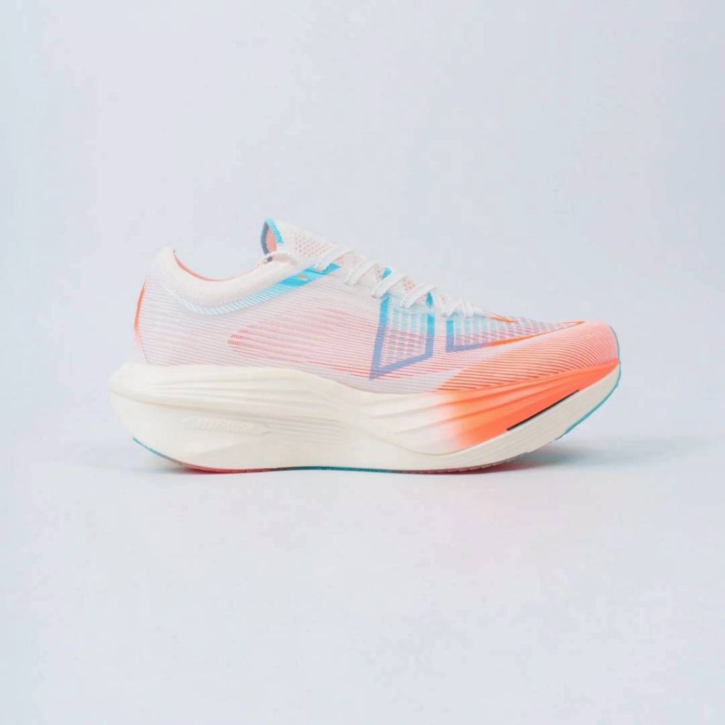 PEAK TAICHI-UP30 4.0 ELITE - CARBON PLATE RUNNING SHOES