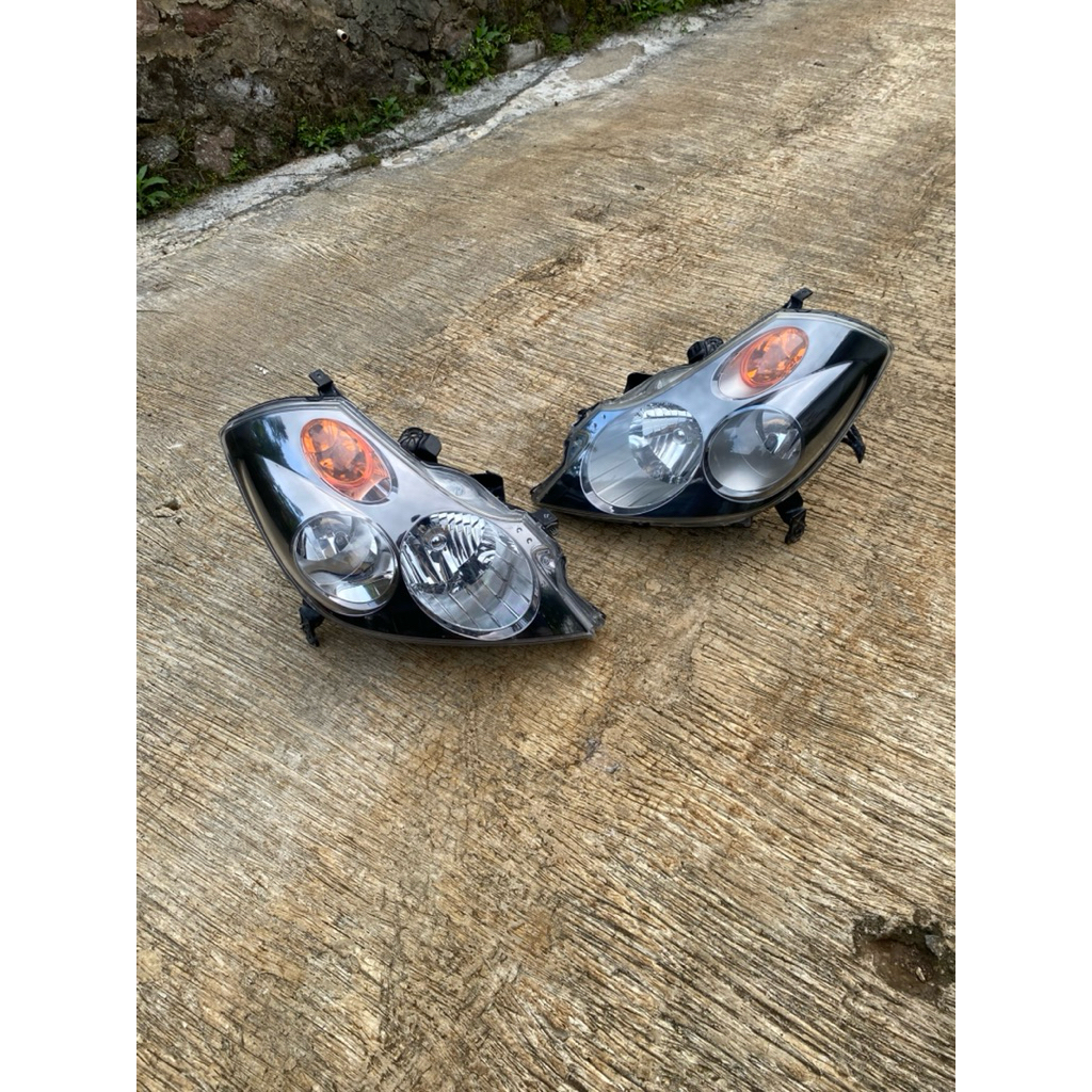 Headlamp Lampu Depan Honda Stream Facelift 2004 2005 2006 2007  HID JDM Original