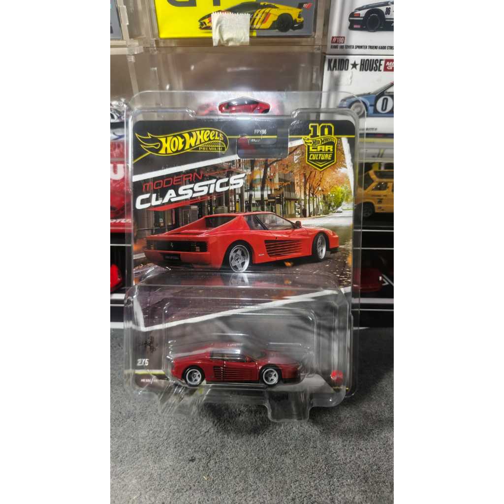 Hot Wheels Premium Ferrari Testarossa 2026
