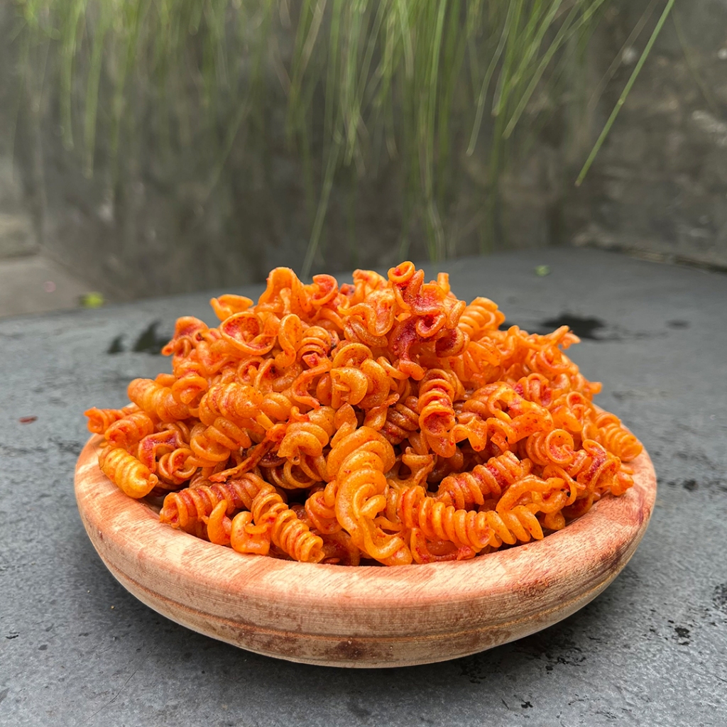 Makaroni Spiral Pedas Daun Jeruk / Makaroni Ulir Pedas Daun Jeruk Ngedoel