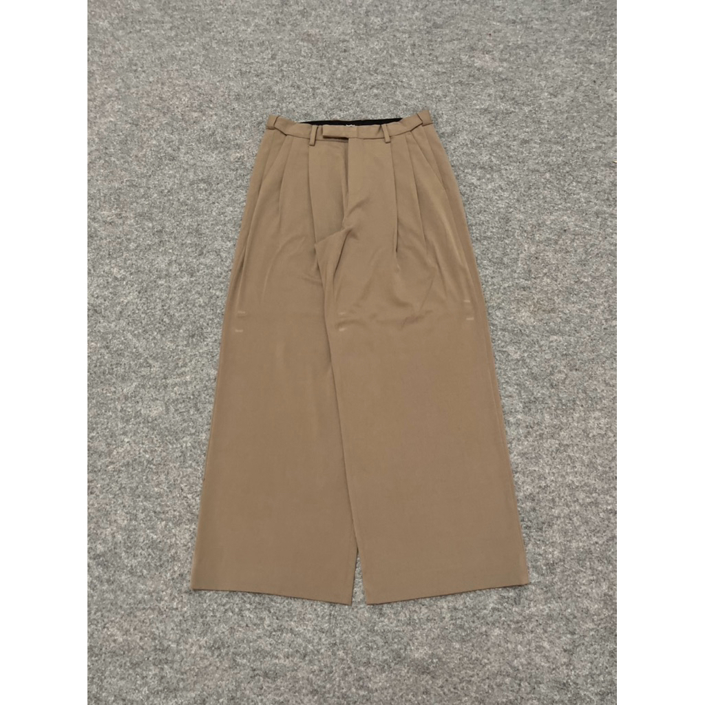 Musinsa Standard Super Wide Fit Pleateds Trousers Pants