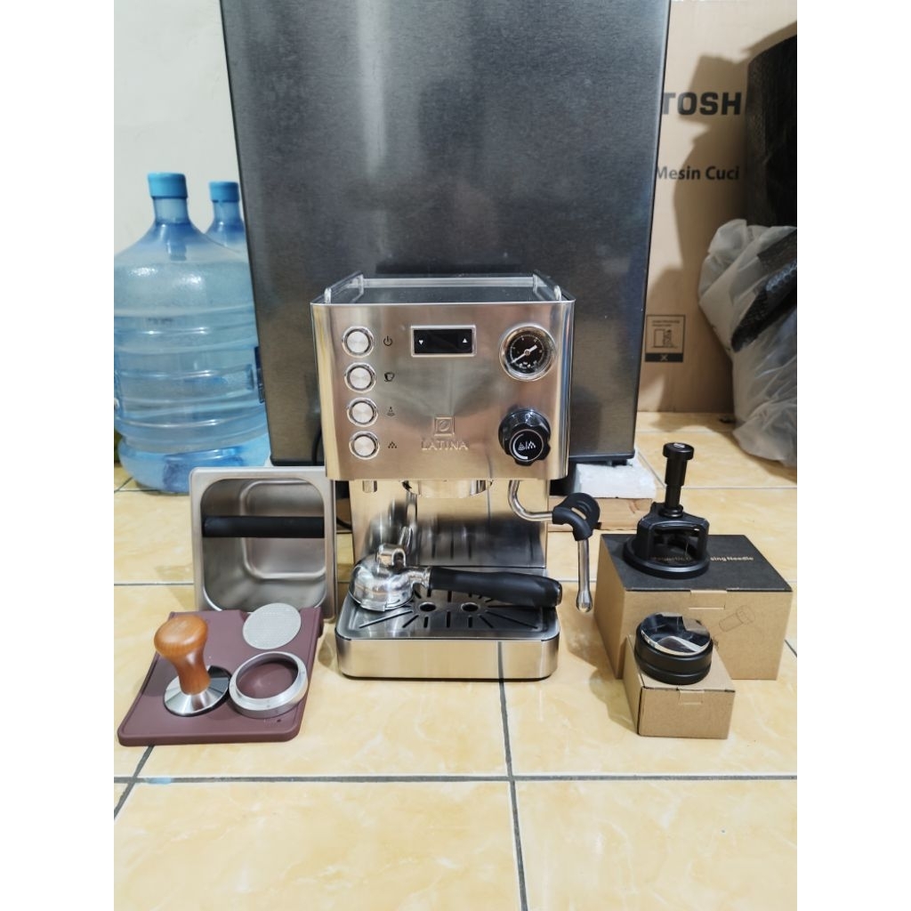 Latina Altro v1 - Mesin Espresso Like new second