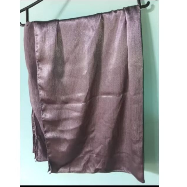 preloved pashmina credenza satin silk