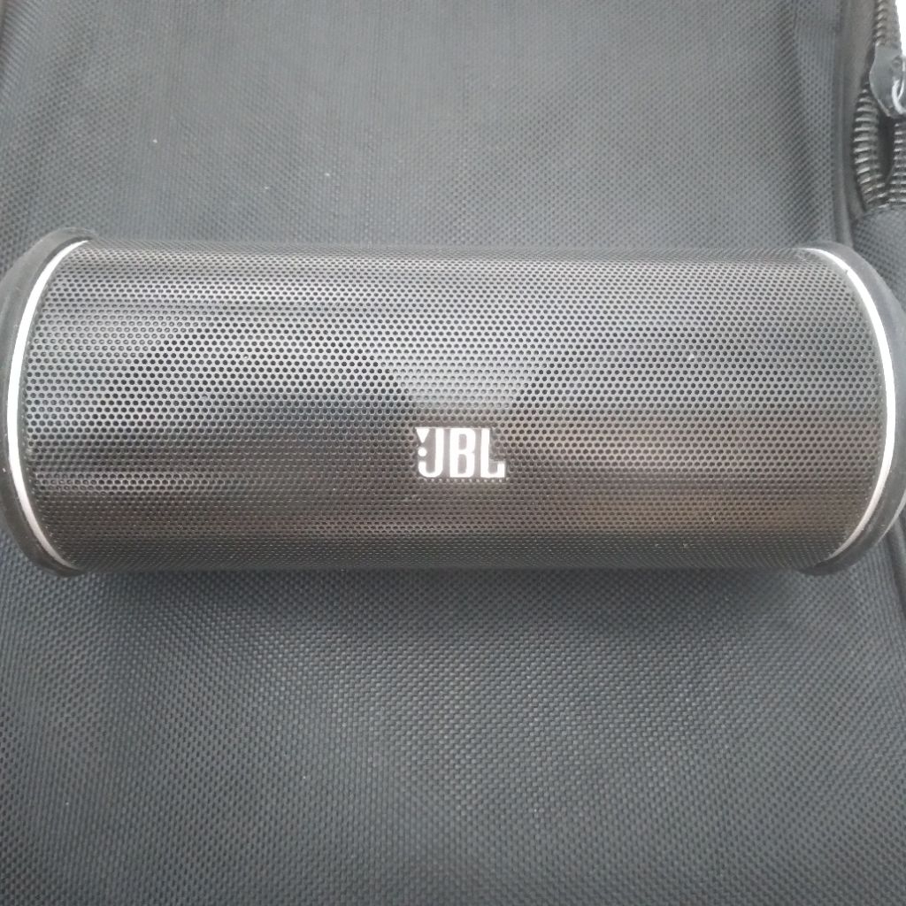 Speaker Bluetooth JBL flip 2 Original (baca diskripsi)
