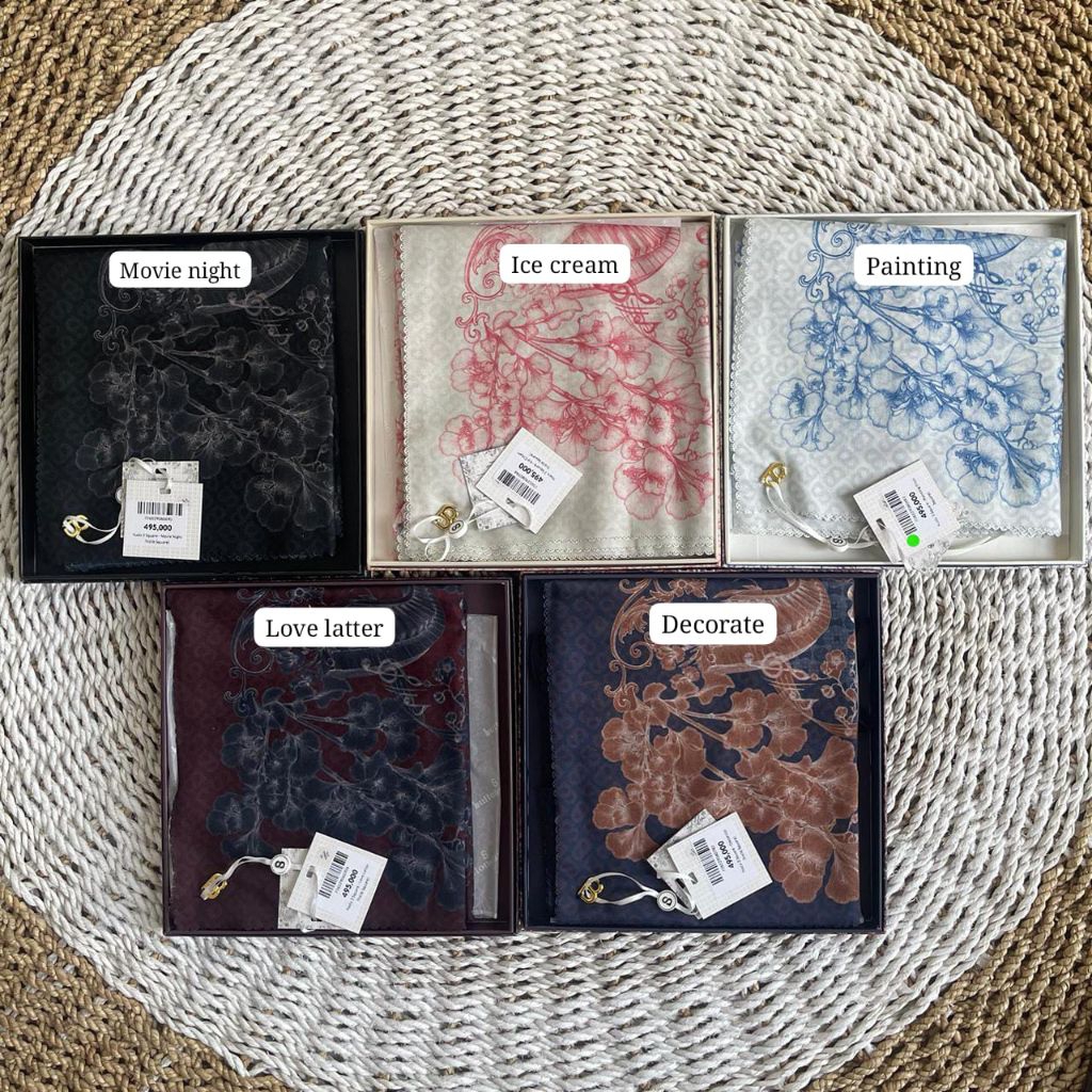 [READY KIRIM] BUTTONSCARVES NADA SQUARE SERIES NEW WITH BOX