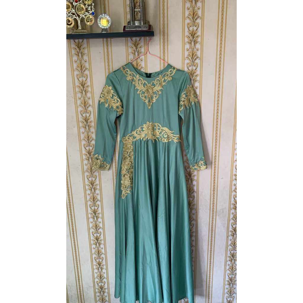Gamis Pesta/Undangan/Tunangan/Lamaran hijau sage Pl