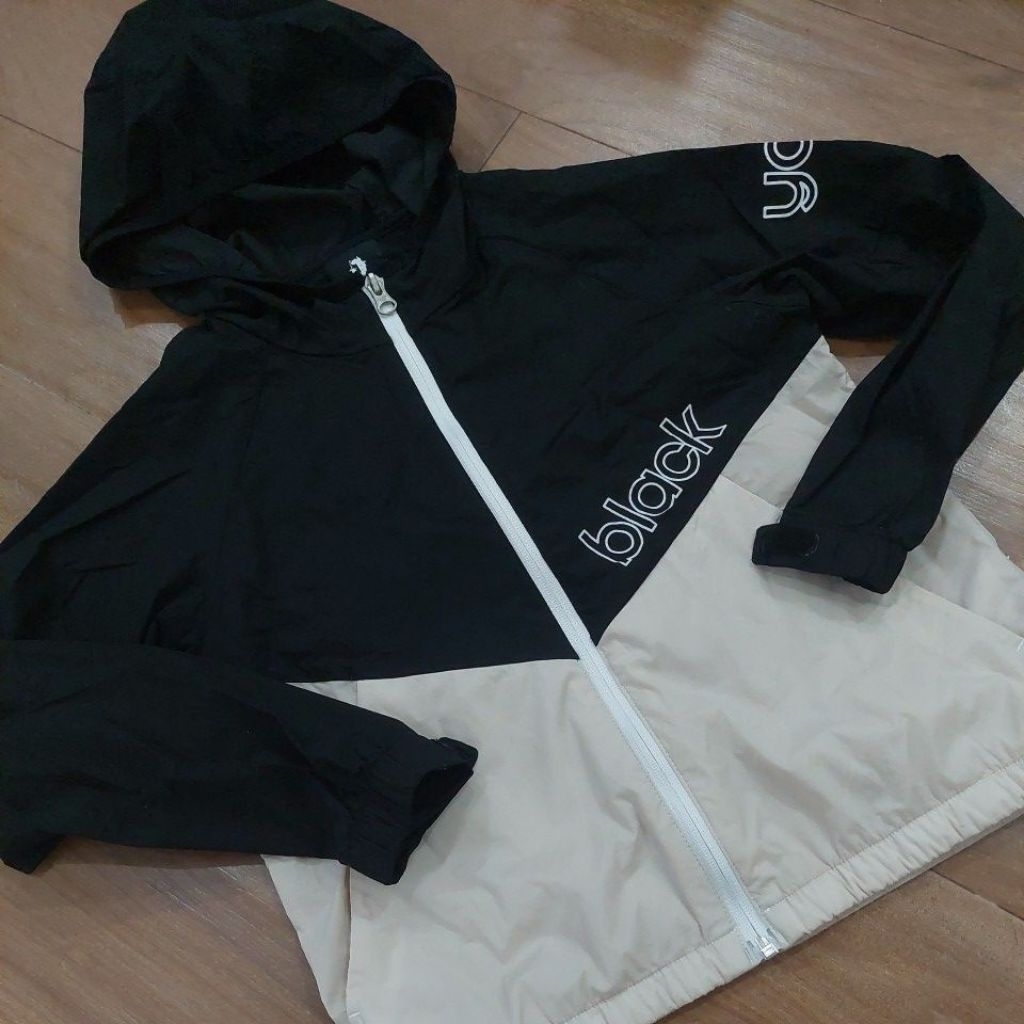 BLACK YAK BY JAKET RUNNING ANAK PL KEREN BLACKYAK ORI