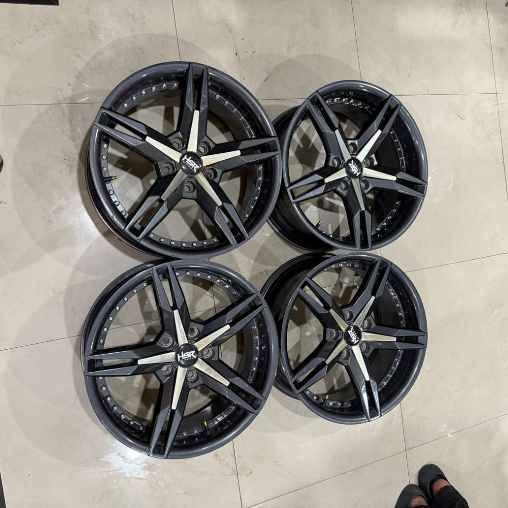 velg/pelek mobil second hsr ring17 baut5x114 cocok untuk innova,hrv,brv,xpander,dll