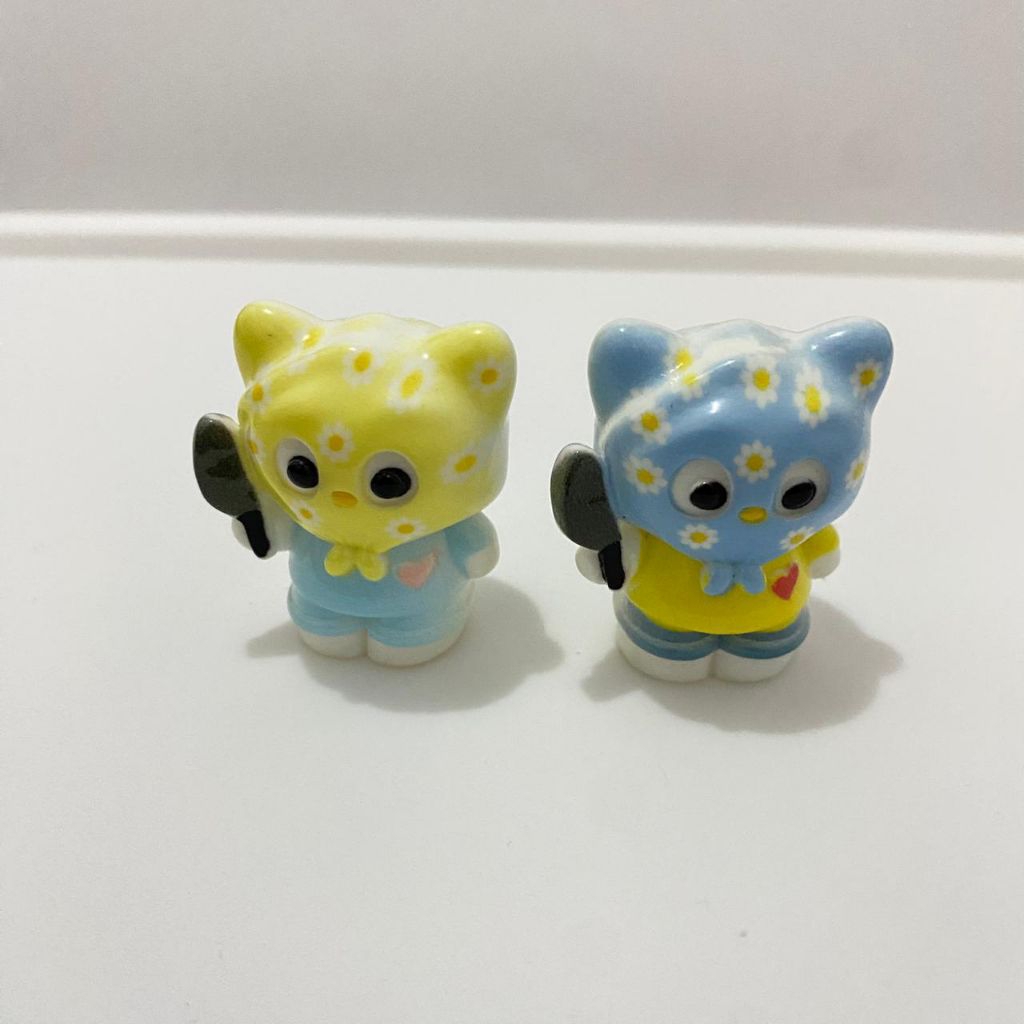 MAINAN ANAK HELLO KITTY HK MINIATURE FIGURE MALING THIEF PENCURI TOPENG