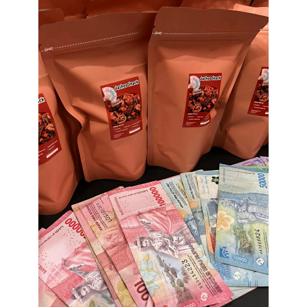 Snack Seblak berhadiah uang isi 1