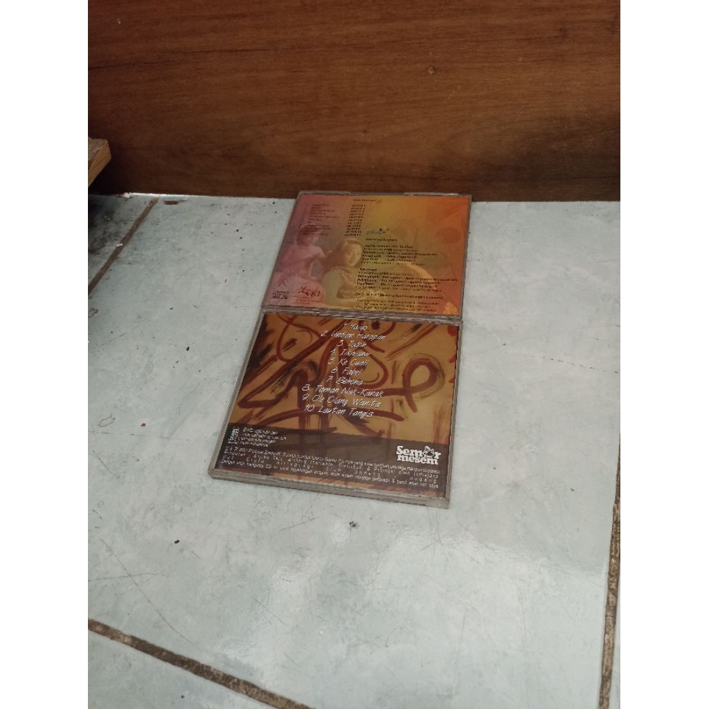 Varian Sujiwo Tejo Cd ( Syair Dunia Maya Ada TTD Asli ) Original