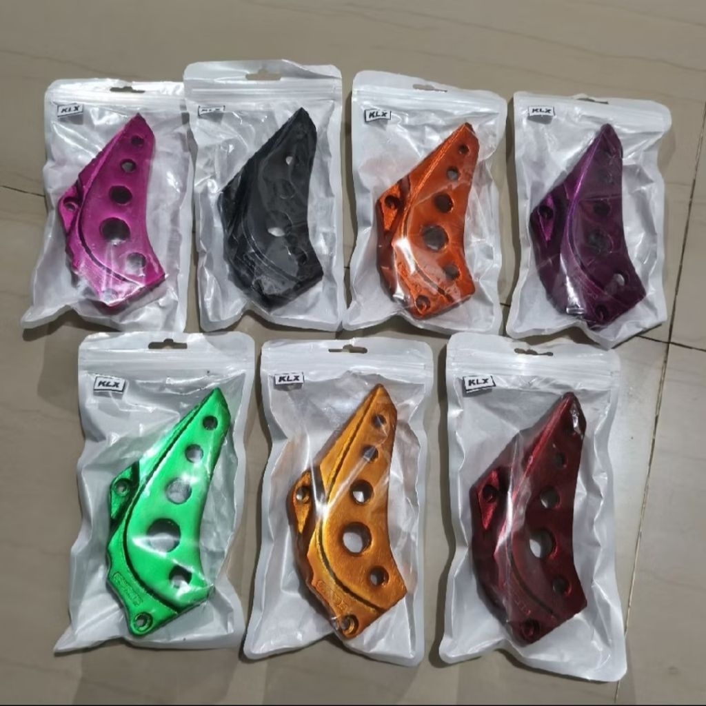 Cover Gear Depan Scarlet Racing Original Klx 150 / Dtracker 150 Tutup Gear Depan Klx Dtracker
