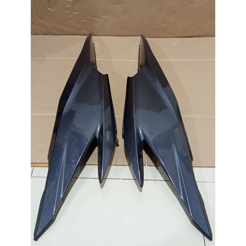 Cover Body Belakang Honda Vario Techno 125 Bodi Samping Vario Techno 125 KZR GRAY Tenshi