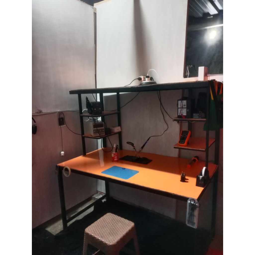 Meja Teknisi HP Besi Minimalis 140cm + Rak | Meja Kerja Bengkel Siap Pakai Kokoh
