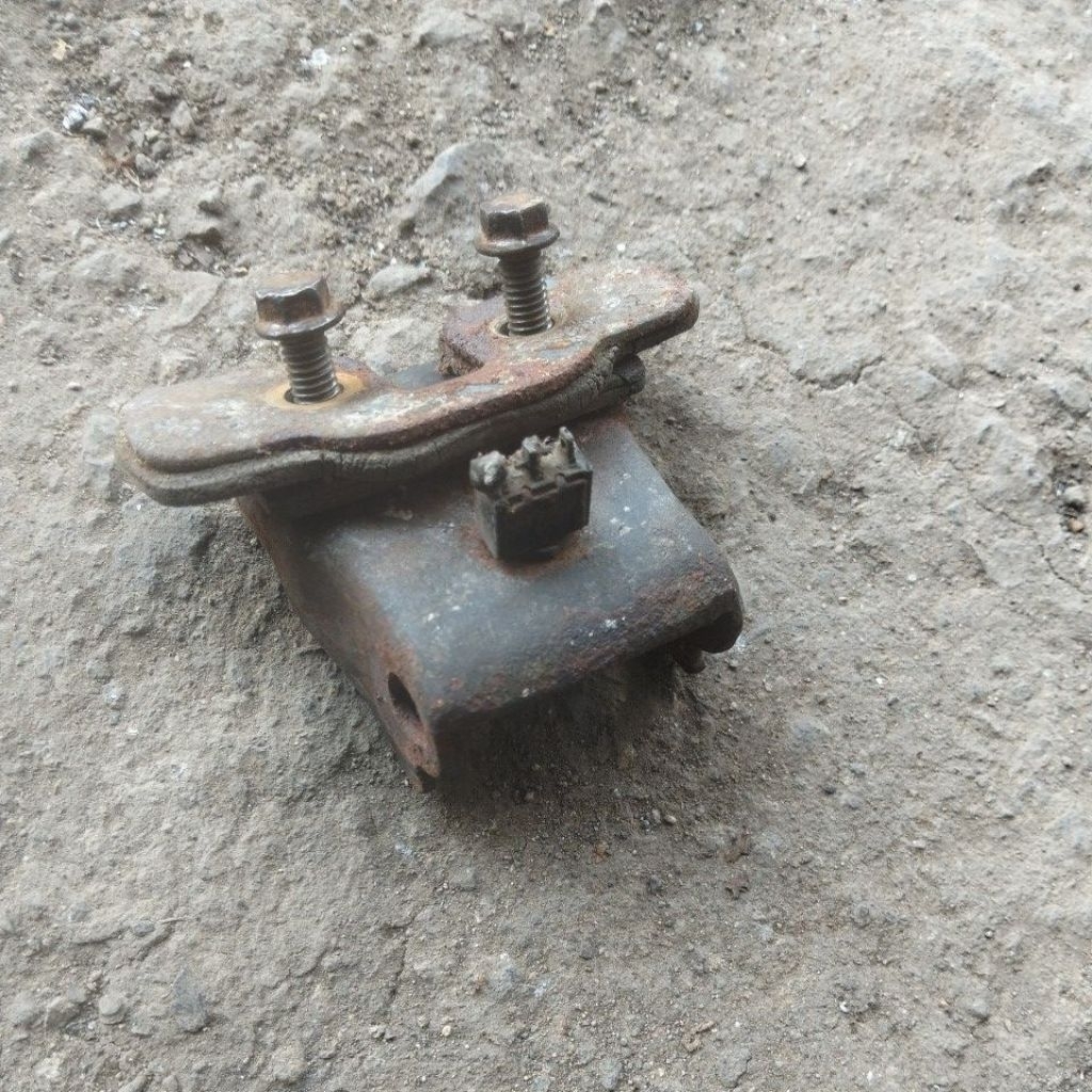 engsel jok f1zr.porce1 Vega lama ceypton bekas original