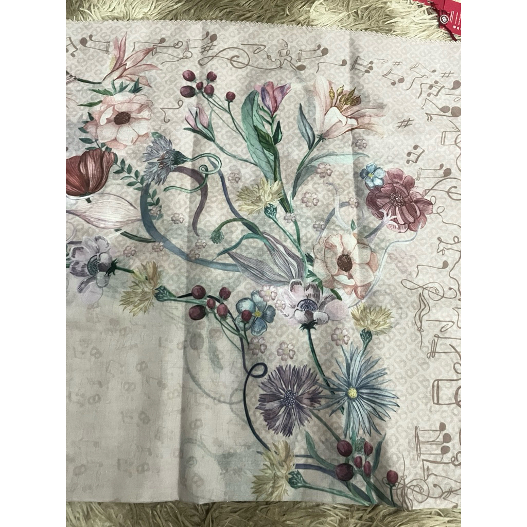 Buttonscarves The Nada Square Fis New