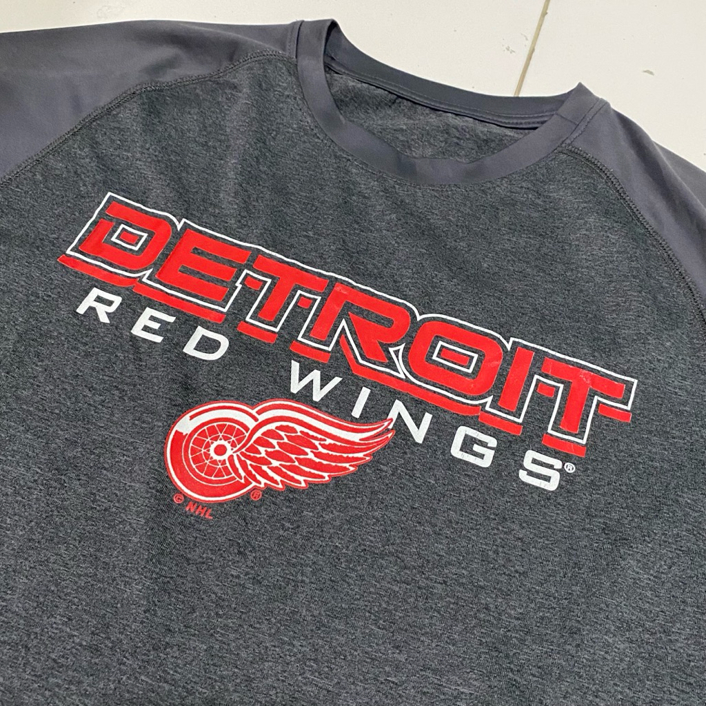Tshirt kaos hockey NHL Detroit Red Wings by Knights apparel Small