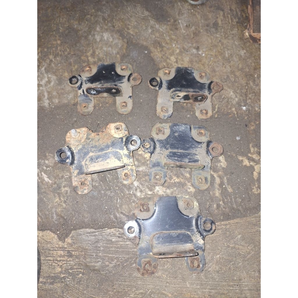 braket spakbor depan yamaha yt 115 original