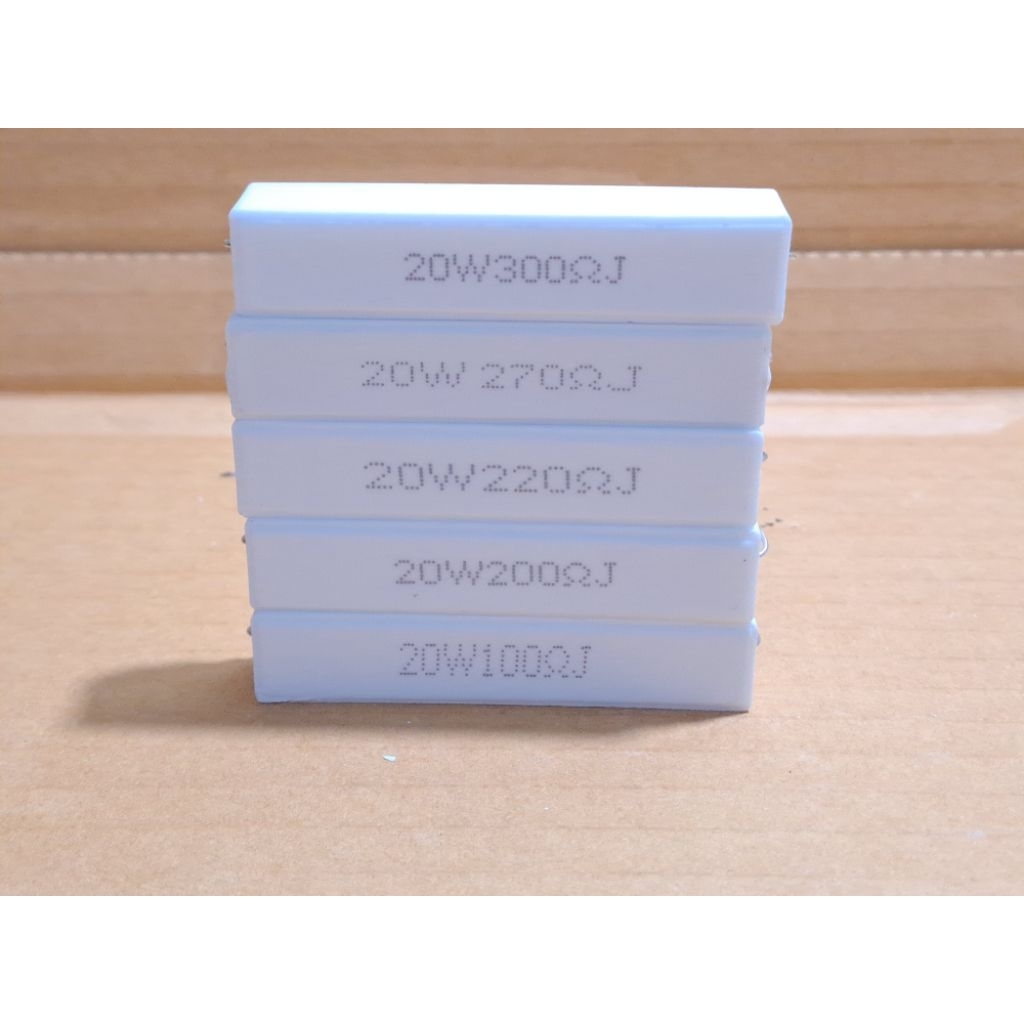 Resistor Kapur 100R * 100 Ohm * ~ 300R * 300 Ohm * / 20 Watt Kualitas Bagus .