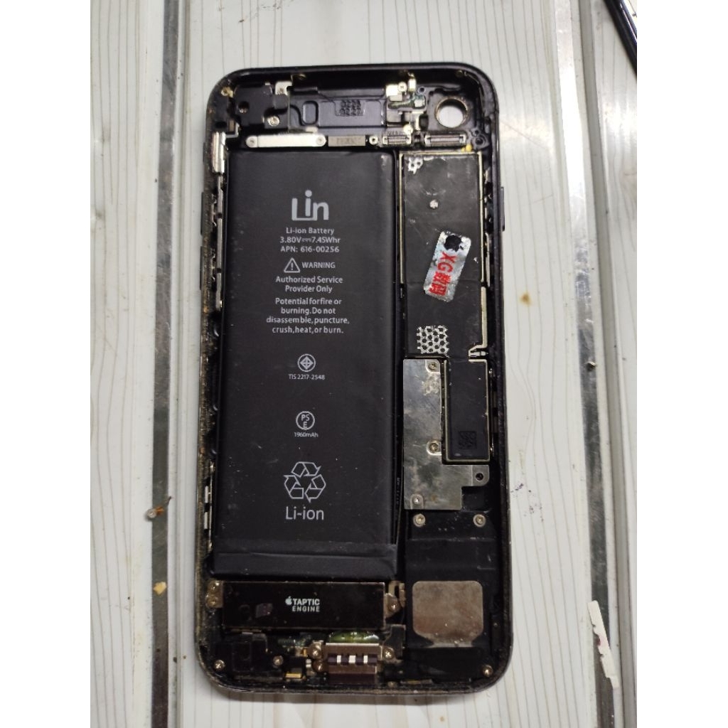 MESIN IPHONE 7  32GB + FRAME SEADANYA