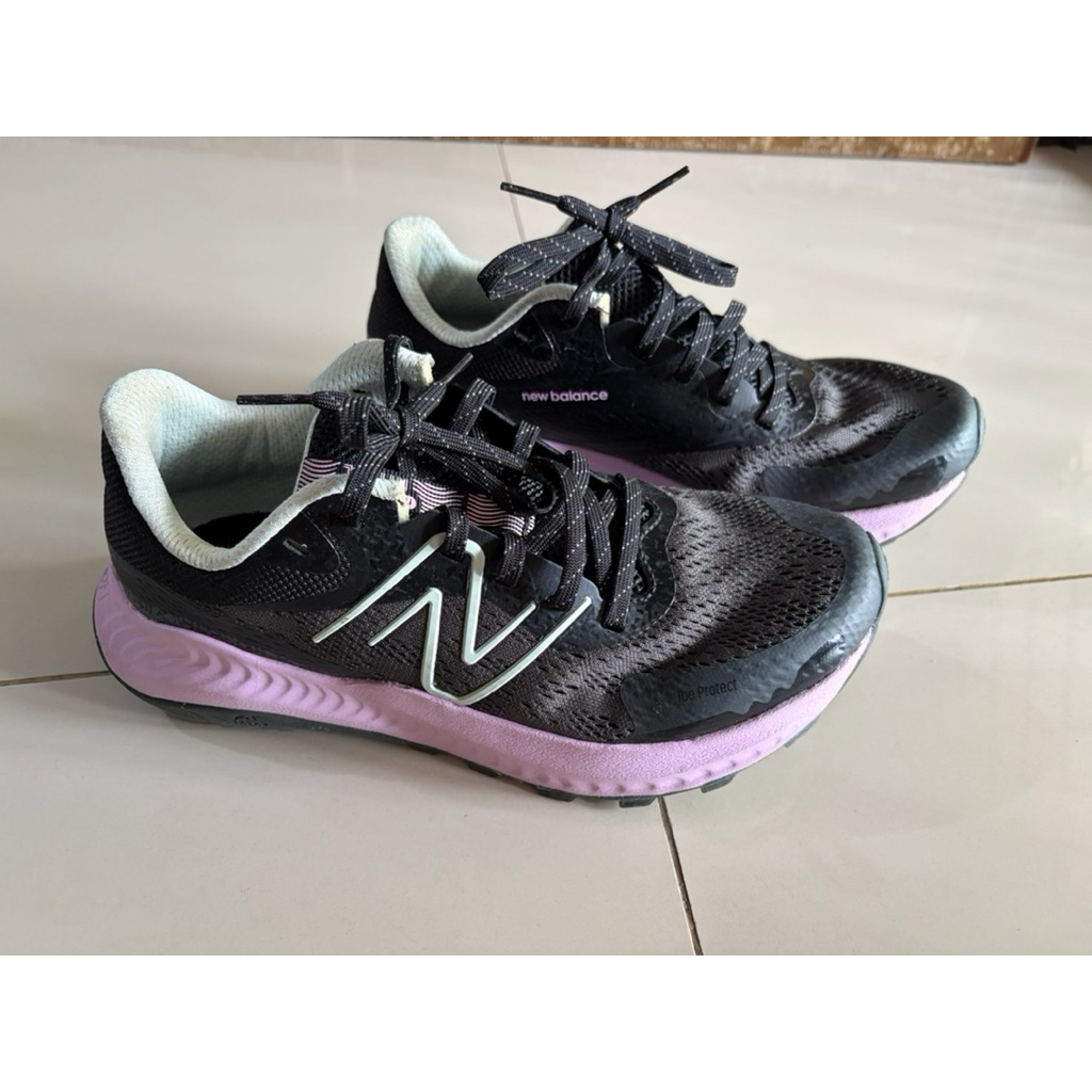 Sepatu New Balance uk 40 Original Store Grand Indonesia