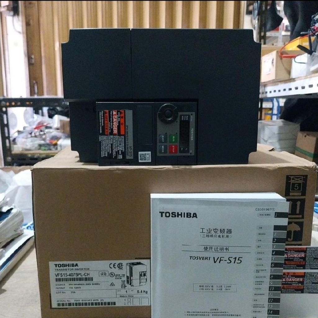 INVERTER TOSHIBA VFS15-4075PL-CH 7,5KW 3PH 380V