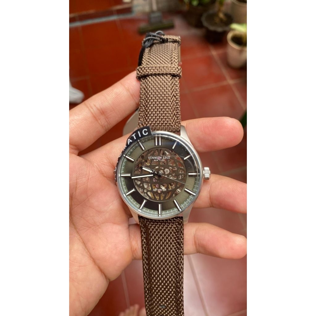 Kenneth Cole