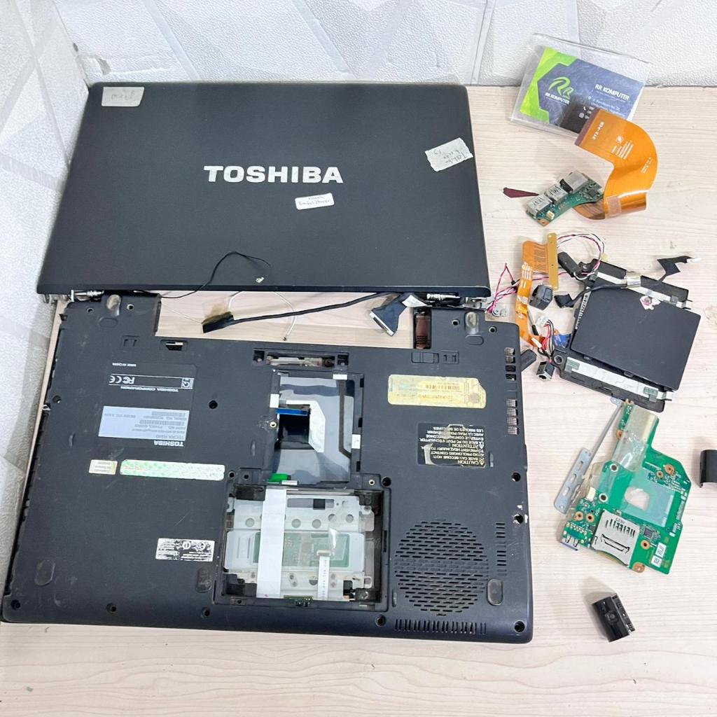 CASING TOSHIBA TECRA R940