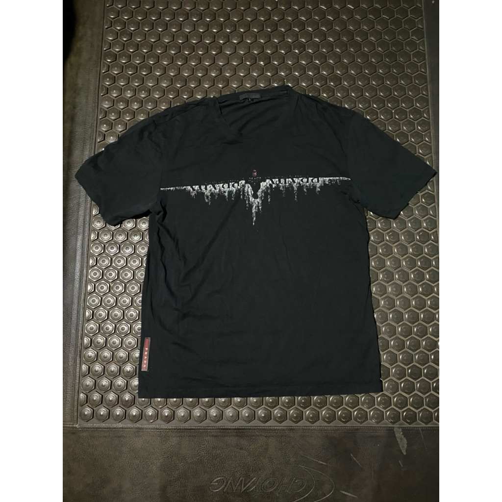 KAOS TSHIRT SUPER LUXURY PRADA MILANO HITAM MEWAH BRANDED