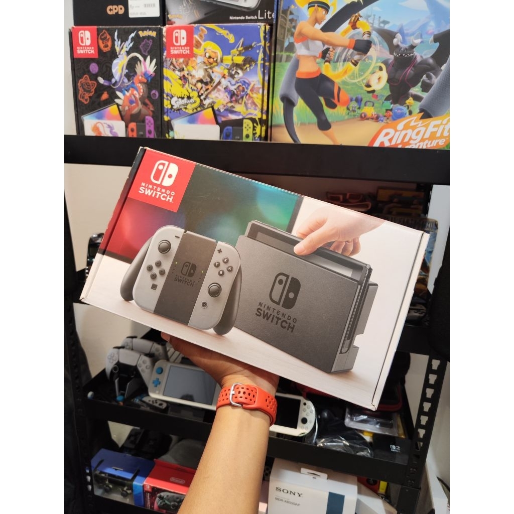 Nintendo switch v1 ofw like new fullset