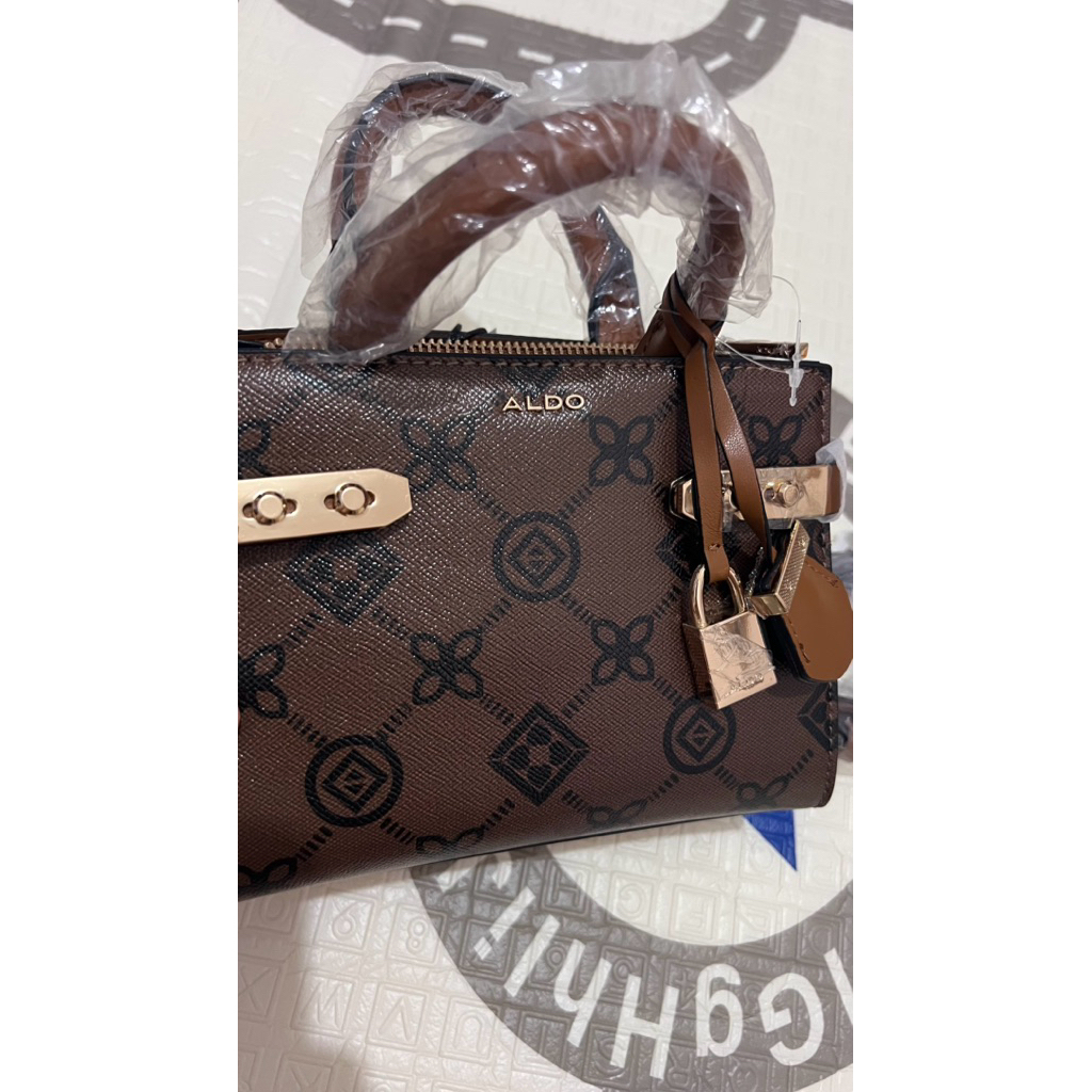 tas merk Aldo