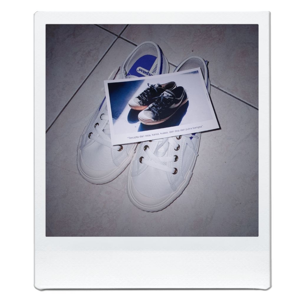sepatu Compass ORI no Kw low white blue masii good bangettt lochh