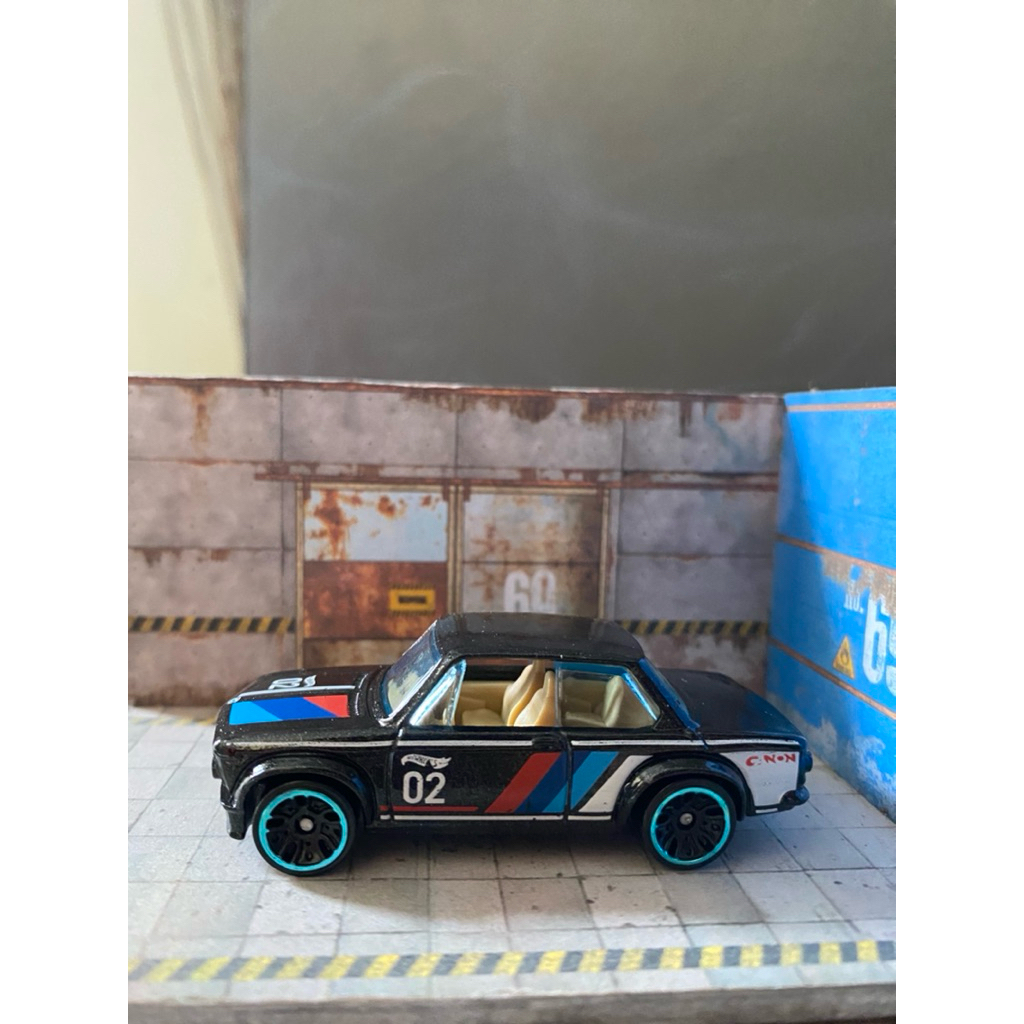 Hot Wheels Regular Loose BMW 2002