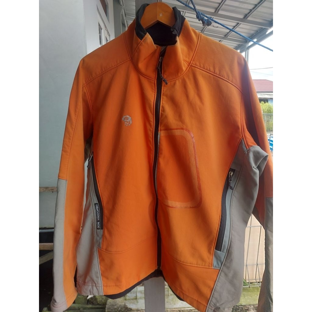 Jaket Mountain hardware (shofsell)
