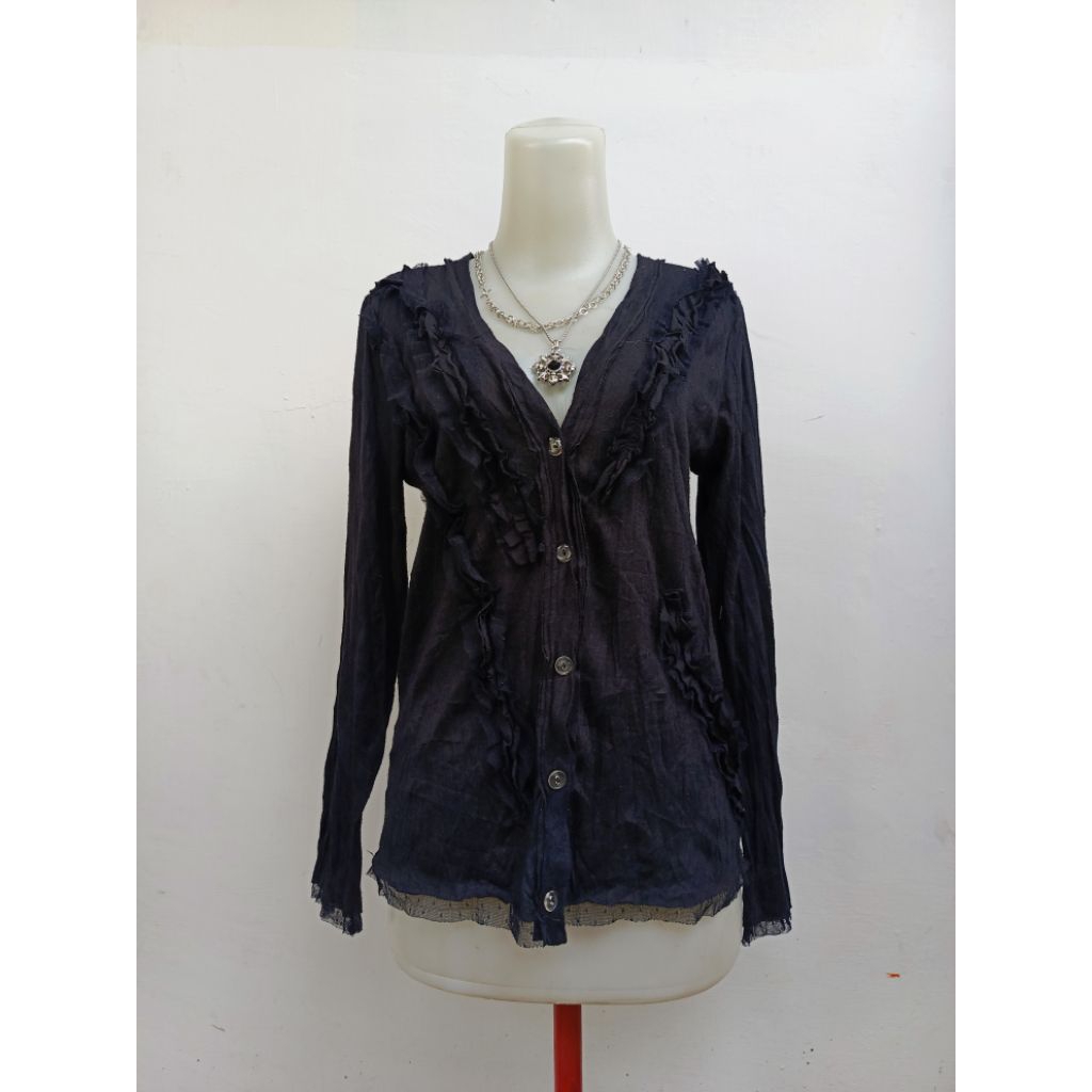 Cardigan silent worth