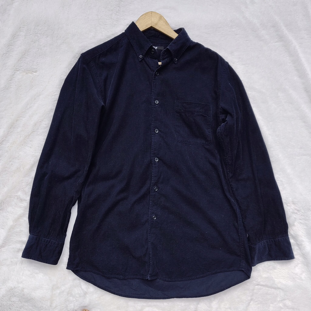 Kemeja Uniqlo Corduroy Kemeja Corduroy Uniqlo navy