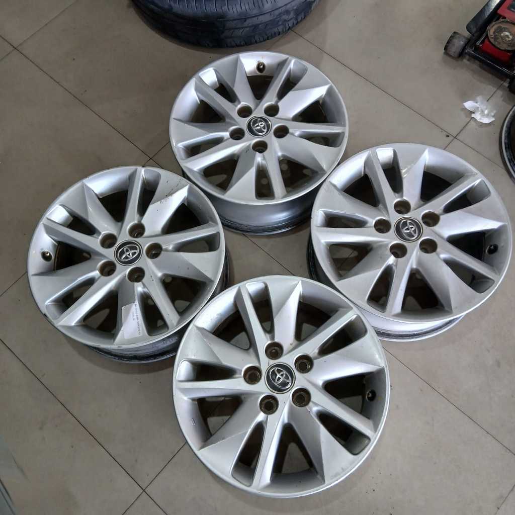 velg/pelek mobil second original innova reborn ring16 baut5x114 warna silver