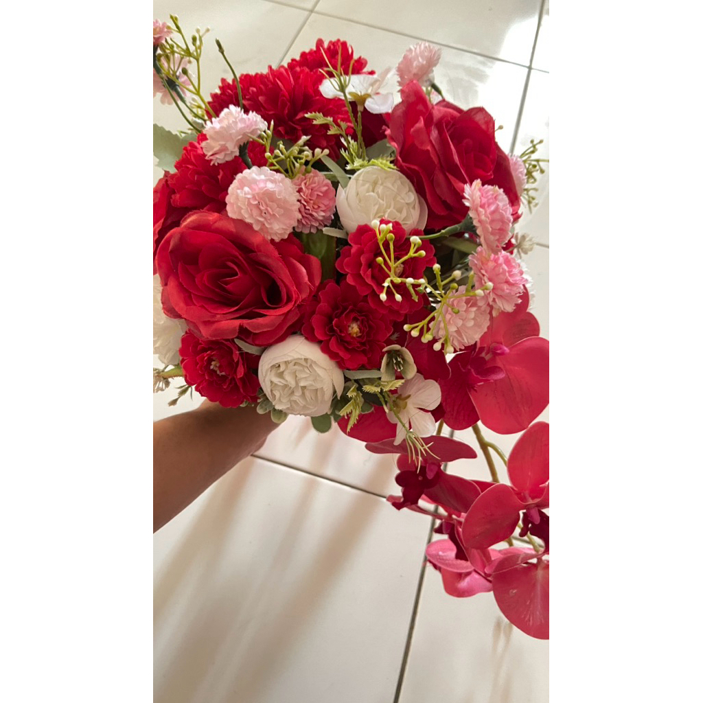 Buket wedding Bunga anggrek juntai (preloved)