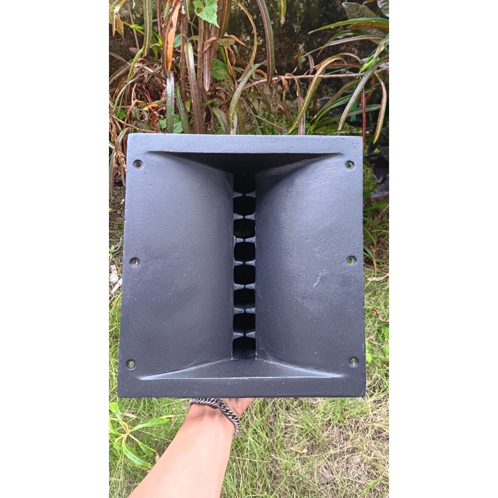 Horn Corong Harmonika Ukuran 22x24 Bahan Diral Alumunium Cor