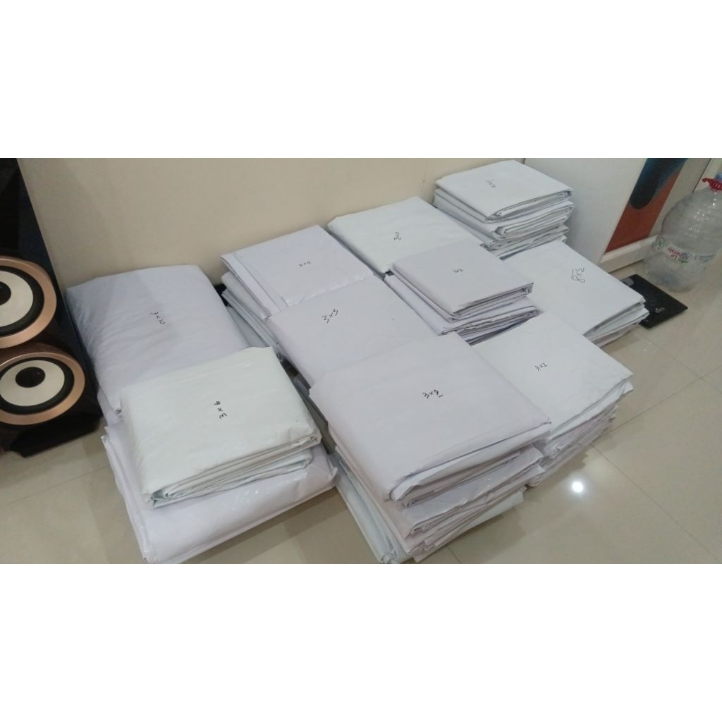 banner/baleho/spanduk baru putih polos