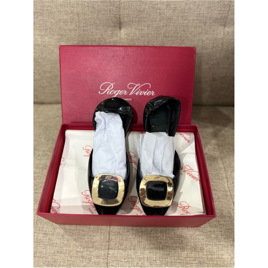 Preloved Roger Vivier Flat Shoes Authentic